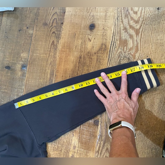 Madewell Sweatshirt, Size Medium, Black/Tan - Picture 10 of 11